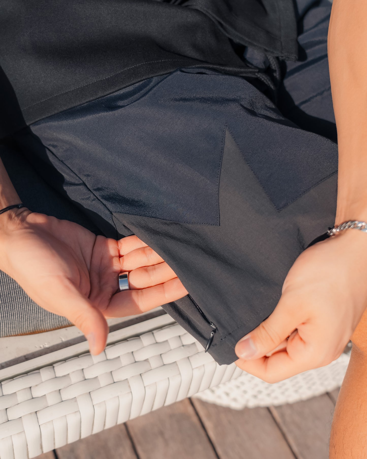 VACATION SHORTS - BLACK