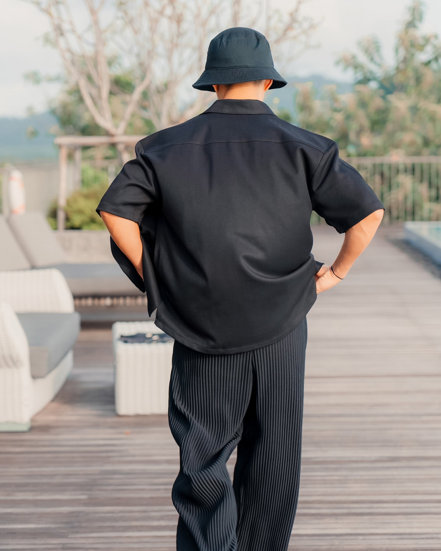 VACATION SHIRT - BLACK