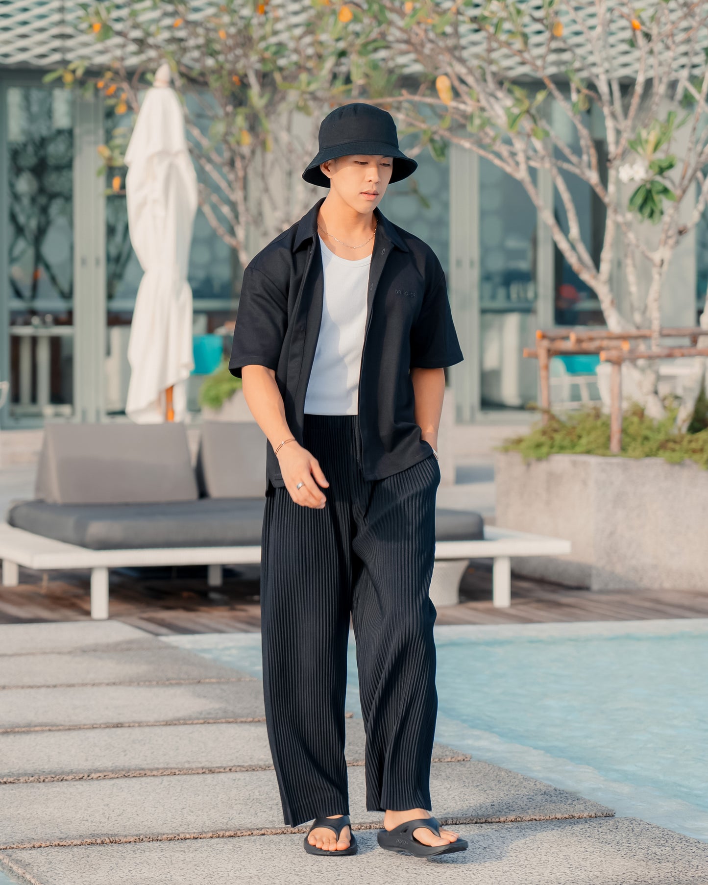 VACATION SHIRT - BLACK